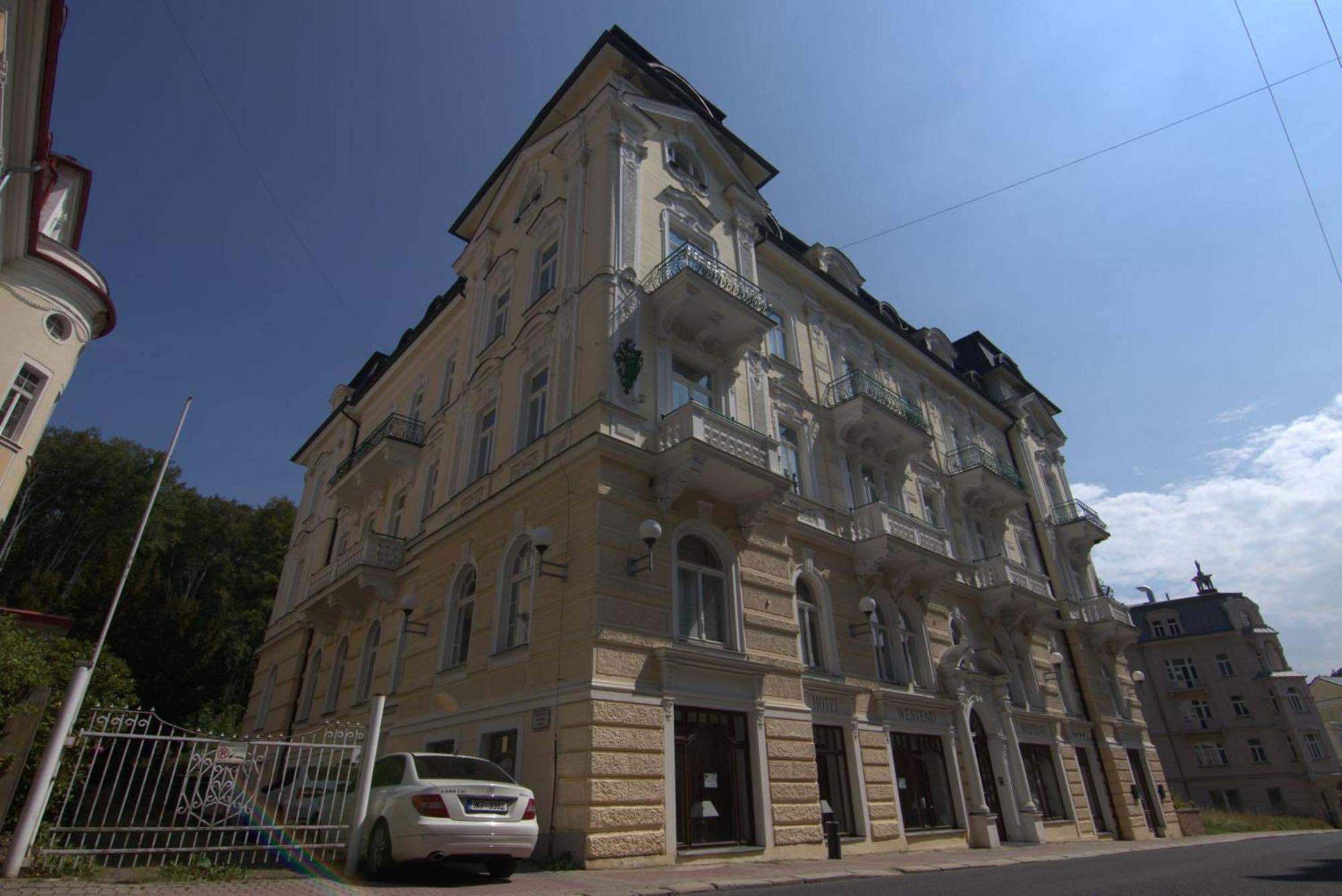 Hotel Westend Marianske Lazne Bagian luar foto